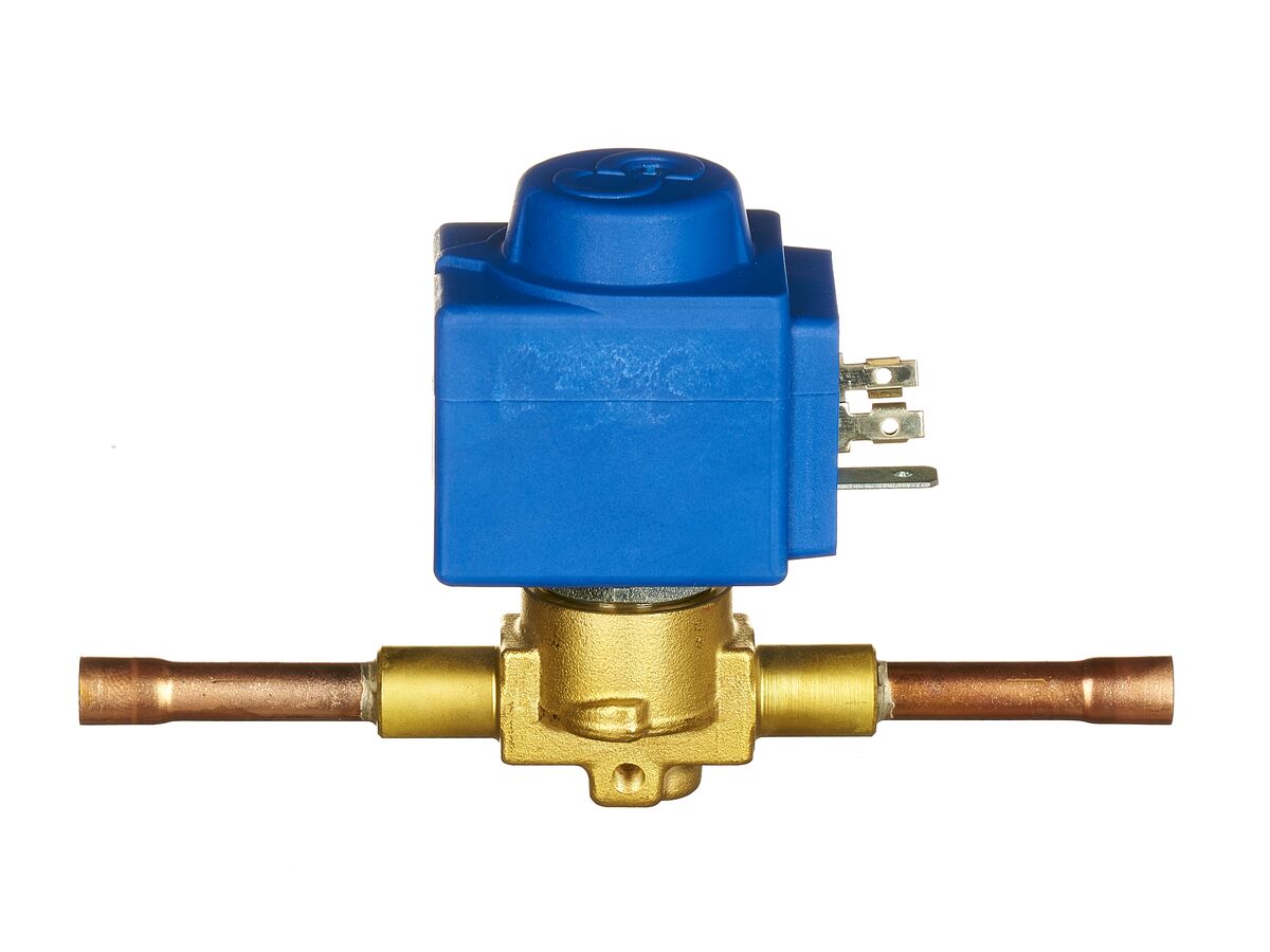castel-solenoid-valve-1-4-solder-1028-2a7.jpg Castel Solenoid Valve 1/4" Solder 1028/2A7 - Image 1
